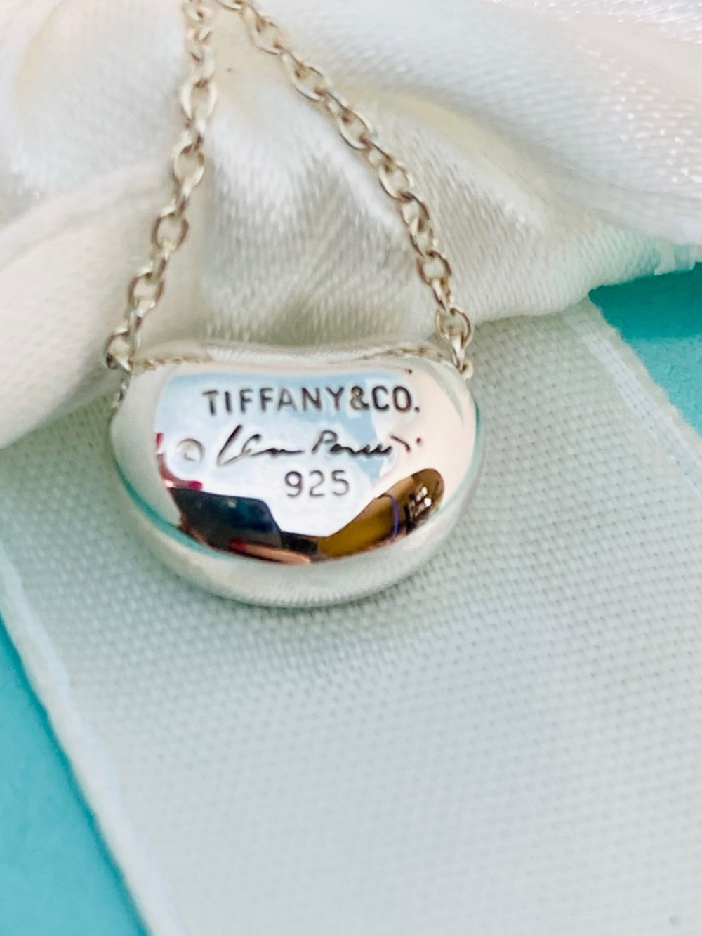 Tiffany & Co. Elsa Peretti Mini Bean Necklace Sterling Silver 17” - Picture 3 of 8
